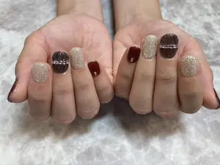 ネイル ネイルリボン 受付スタッフのネイルデザイン