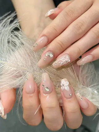 ネイル グロー ネイルのネイルデザイン