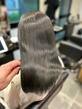 ミディアム 美髪矯正 Rioのヘアスタイル