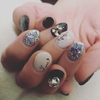 ネイル nico.nico.mark NAIL所属・小林 梓のエステ・リラクイメージ