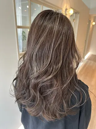 ロング カラー schon 仙台のヘアスタイル