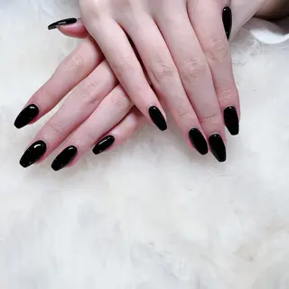 ネイル 根津 綾子のネイルデザイン