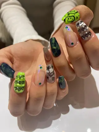 ネイル 8113 海外/y2k/韓国のネイルデザイン