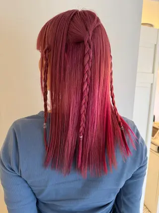 カラー ブリーチカラー🎀 韓国風/寺門美優のヘアスタイル