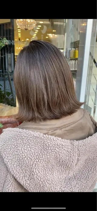 ショート mori  by little所属・デザインカラー✨新倉 佑奈のヘアスタイル