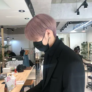 カラー メンズ レイヤー/顔まわり カット/地毛風カラーのヘアスタイル