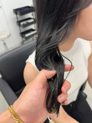 セミロング カラー 金森 斗夢のヘアスタイル