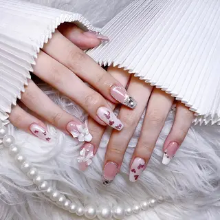 ネイル 🌈Yun nail hyejin💋のネイルデザイン