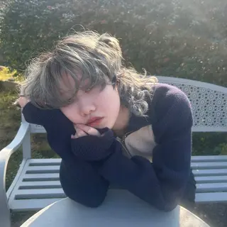 岡本 妃麗のヘアスタイル