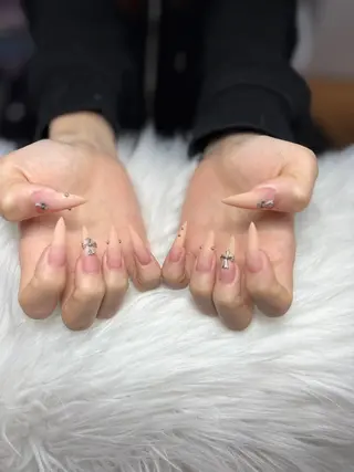 ネイル なな_ CloudyChanのネイルデザイン