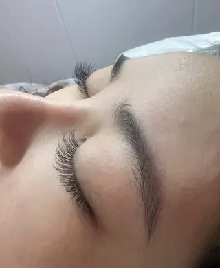 マツエク・マツパ ゆり❤️愛.ラッシュ AURAのマツエク・マツパデザイン