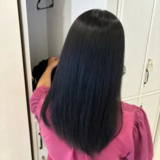 セミロング 伊藤 綾のヘアスタイル