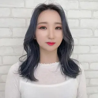 セミロング カラー abilita AZUSAのヘアスタイル