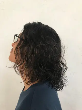 ミディアム カラー 伊藤 優希のヘアスタイル