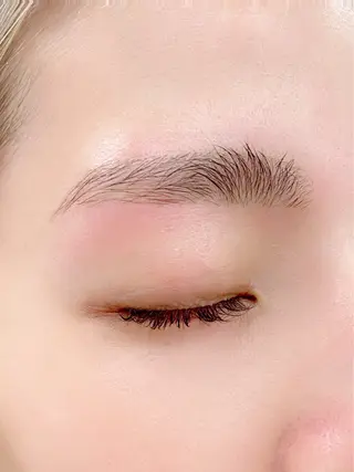 アイブロウ rich to 井上　千鶴のマツエク・マツパデザイン