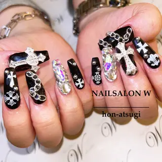 セミロング ネイルサロン ダブルのネイルデザイン