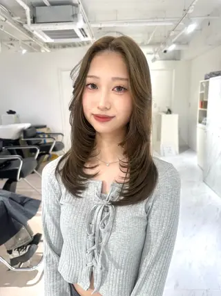 セミロング カラー レイヤーカット🫧 🎀Tomoka🎀のヘアスタイル