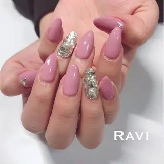 ネイル マツエク・マツパ Ravi Nail&Eyeのヘアスタイル