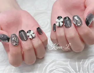 ネイル 芦辺 香奈のネイルデザイン