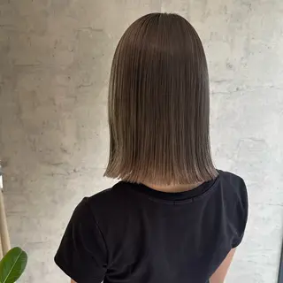 ミディアム カラー 平野恵/透明感カラー ブリーチ/ボブのヘアスタイル