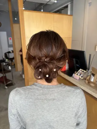 ミディアム miloc MOMOKAのヘアスタイル