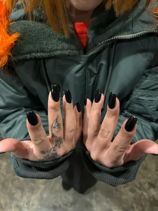 ネイル handsome所属・miura ichikaのネイルデザイン