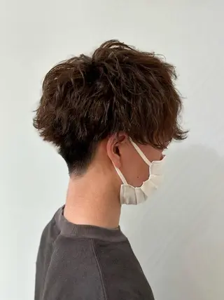 ショート パーマ 柔らか透明感カラー/ 内田圭祐のヘアスタイル