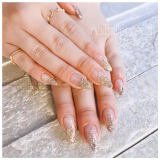ネイル ＶＩＶＩ nailsalonのネイルデザイン