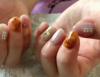 ネイル t. yoshizawaのネイルデザイン