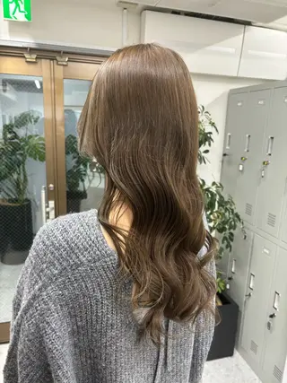 ロング 稲川 弥生のヘアスタイル