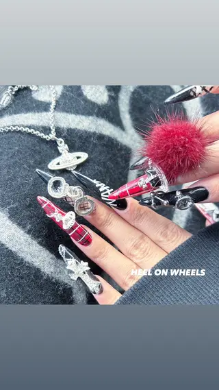 ネイル ⛓Miyu ⛓のネイルデザイン
