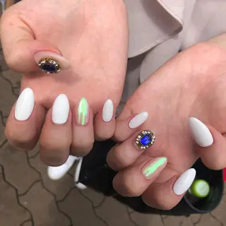 ロング カラー ネイル マツエク・マツパ 福田 加奈のネイルデザイン