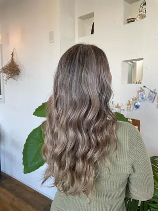 ロング カラー 🌸小掛🌸 豊橋外国人風カラーのヘアスタイル