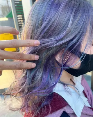 セミロング カラー 原宿サロン代表 デザインカラー伊藤卓のヘアスタイル