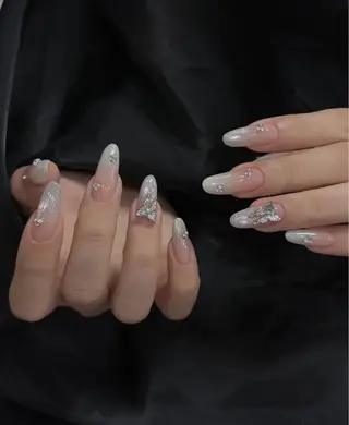 ネイル LETHI LINHのネイルデザイン