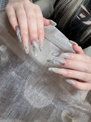 ロング Anh 歌舞伎町のネイルデザイン