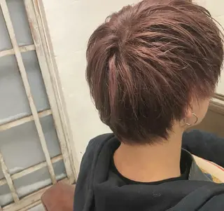 ショート カラー メンズ 染谷 菜月の眉毛・アイブロウイメージ