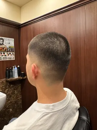 ショート メンズ HIRO GINZA barber shop 横浜店所属・ヒロ銀座　無料 フェード　細内のヘアスタイル