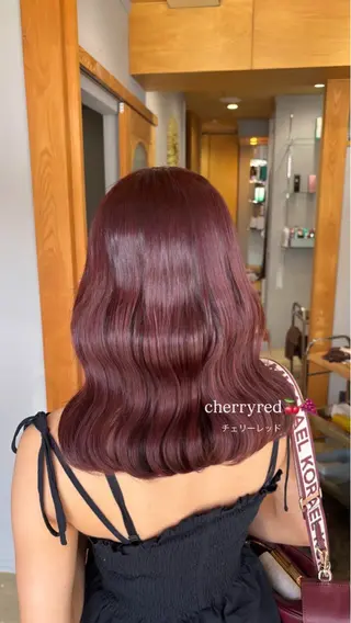 カラー miloc Maikaのヘアスタイル