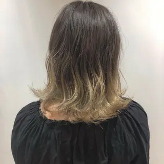 カラー 江原 彩華のヘアスタイル