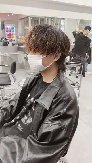 メンズ ニュアンス/フェザー /ウルフ/伶馬のヘアスタイル