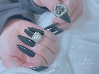 ネイル ネイルサロンエクラ 🫧Shizukaのネイルデザイン