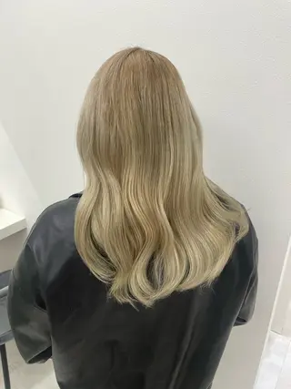 ロング カラー AITOKYO Ｓ渋谷所属・渋谷/ハイトーン/ ブリーチ/歩夢のヘアスタイル