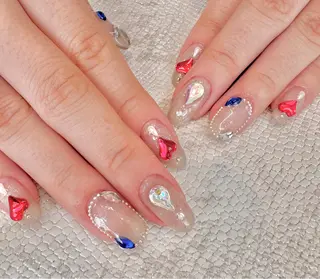 ネイル 羽鳥 薫乃のネイルデザイン