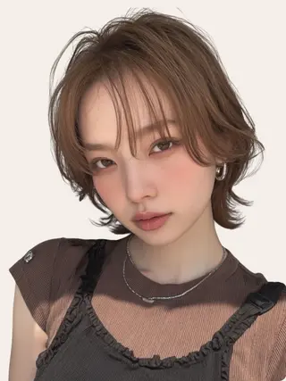 ショート 伶風/ボブ/ ヘーゼルベージュのヘアスタイル