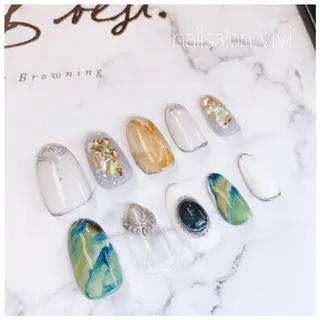 ネイル ＶＩＶＩ nailsalonのネイルデザイン