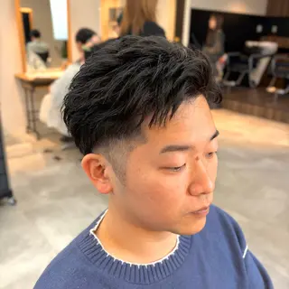 メンズ 男の理想を叶える🔥 メンズパーマ特化｜関のヘアスタイル