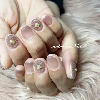 ネイル nailsalon Nutsのネイルデザイン