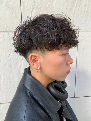ショート カラー パーマ メンズ キッズ パーマ支持率No.1 ❤️‍🔥安成弾のヘアスタイル