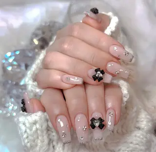 ネイル Tini ANA.CHUOのネイルデザイン